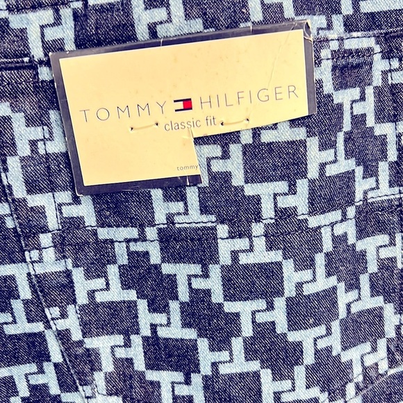 Tommy Hilfiger Classic Fit Printed Jeans - Picture 7 of 8